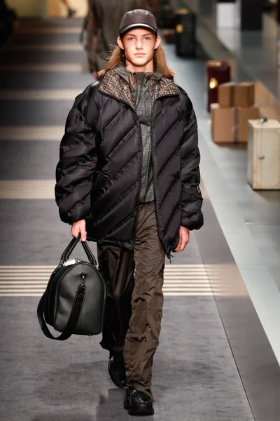 Look 23